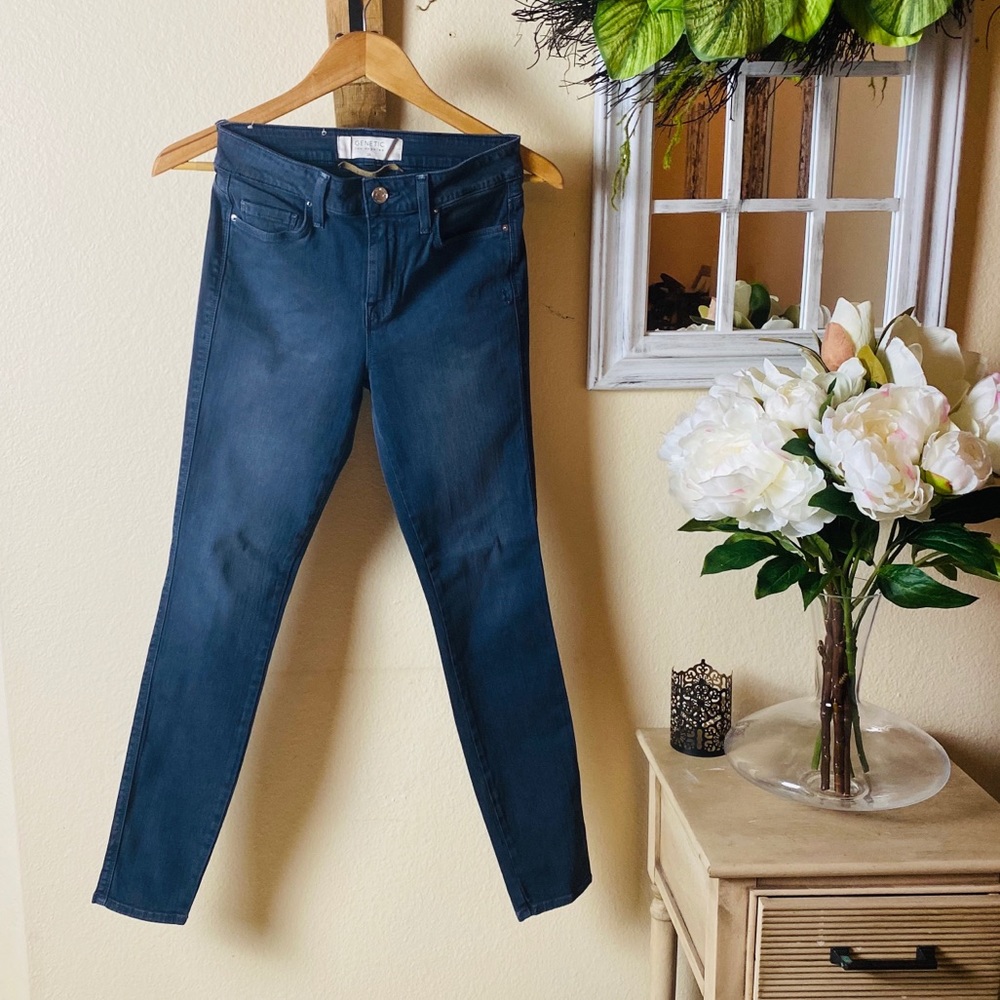Genetic “ELLE” Ankle Skinny Leg Jeans